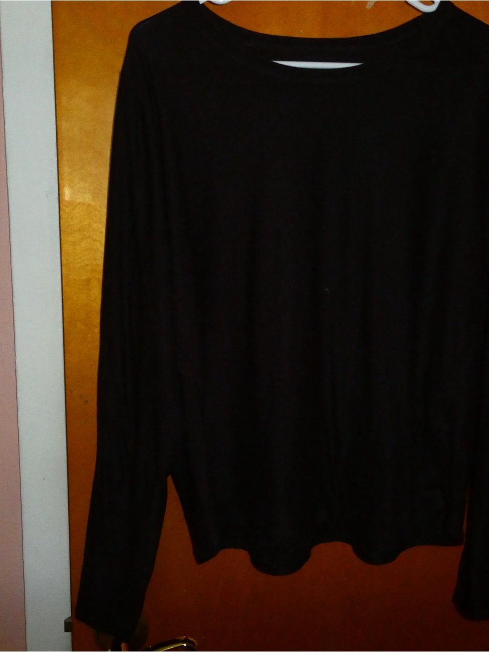 Old Navy Black Long-Sleeve Crewneck Top
